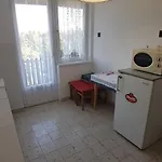 Papocsi Nyaralo Nr. 38 פוניארצוושהג'