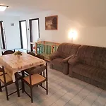 Papocsi Nyaralo Nr. 38 בית נופש