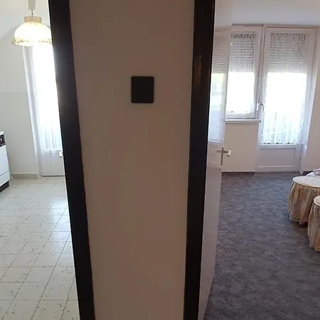 Papocsi Nyaralo Nr. 38 Vonyarcvashegy