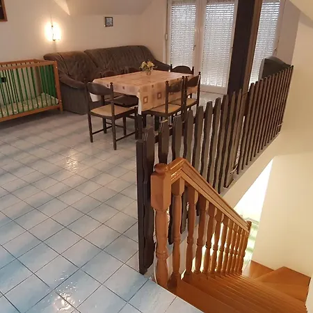 Holiday home Papocsi Nyaralo Nr. 38 Vonyarcvashegy