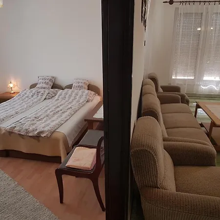 Holiday home Papocsi Nyaralo Nr. 38