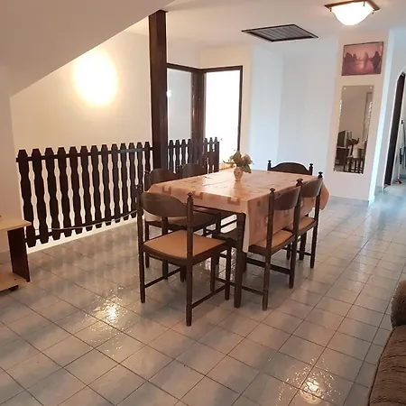 Papocsi Nyaralo Nr. 38 度假居