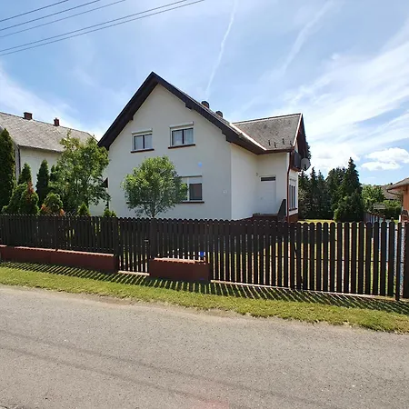 Papocsi Nyaralo Nr. 38 *
