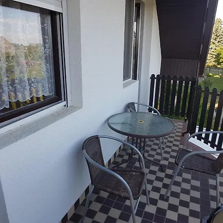 Papocsi Nyaralo Nr. 38 Holiday home Vonyarcvashegy
